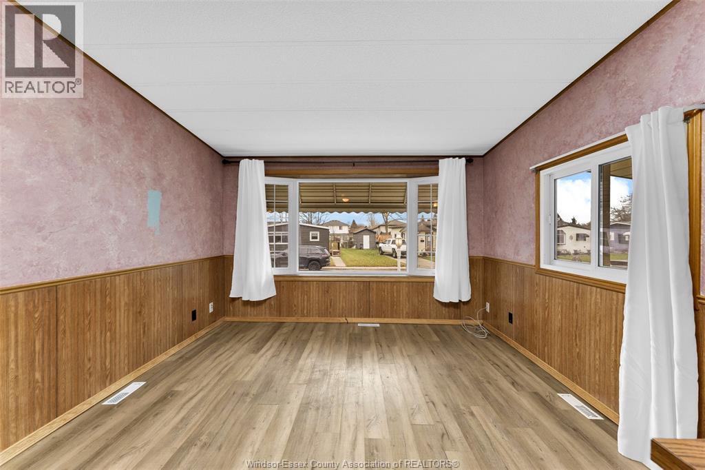 8 Malden Hill Drive, Amherstburg, Ontario  N9V 3E1 - Photo 7 - 26004804