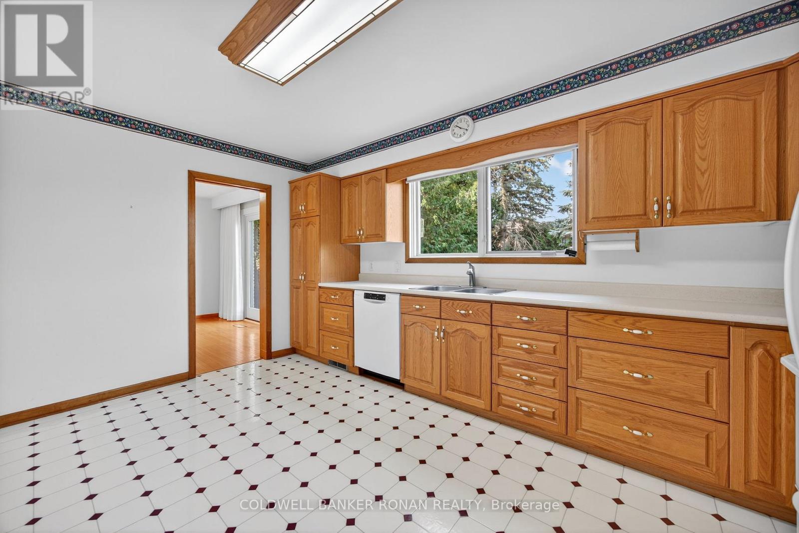 40 William Street, New Tecumseth, Ontario  L9R 1M7 - Photo 13 - N12019877