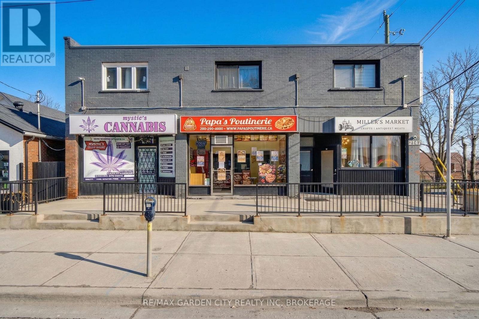 2147 King Street E, Hamilton, Ontario  L8K 1W5 - Photo 1 - X12860798