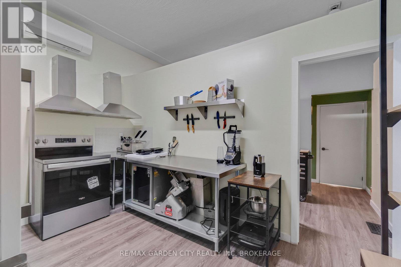 2147 King Street E, Hamilton, Ontario  L8K 1W5 - Photo 14 - X12860798