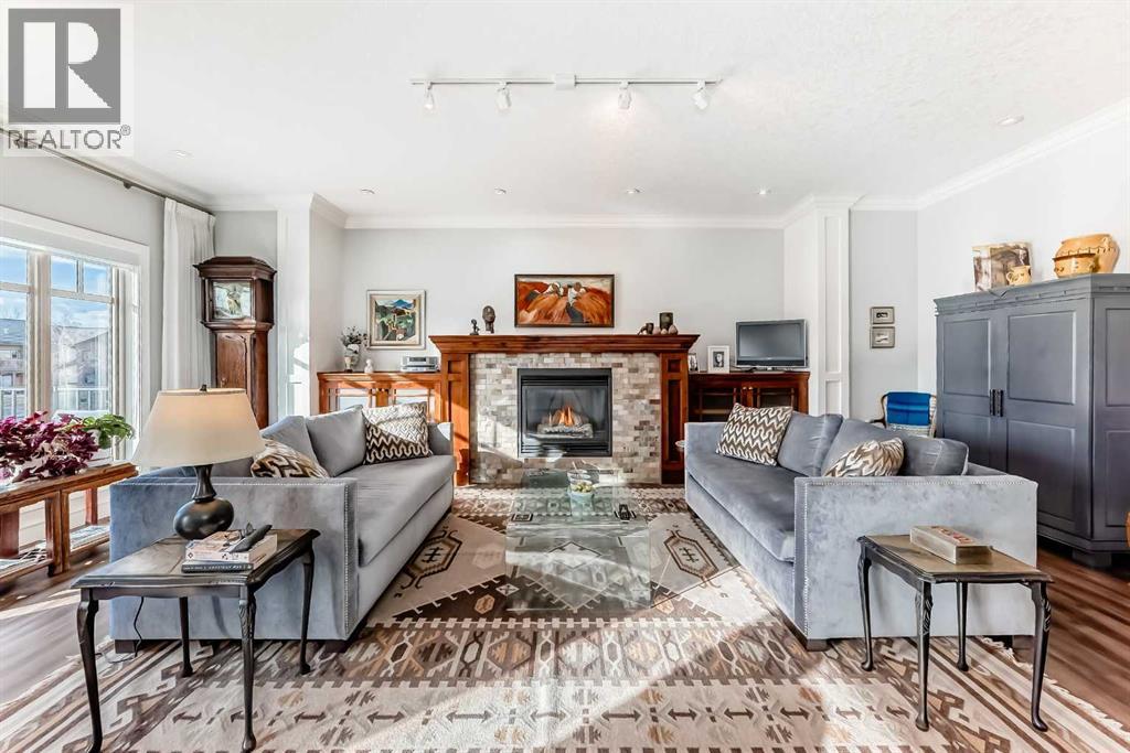 41 Bridle Estates Manor Sw, Calgary, Alberta  T2Y 5A7 - Photo 10 - A2286004