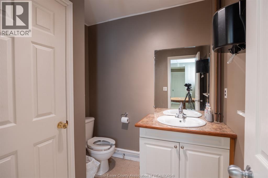 9400 County Rd 42, Lakeshore, Ontario  N0R 1N0 - Photo 12 - 26004845