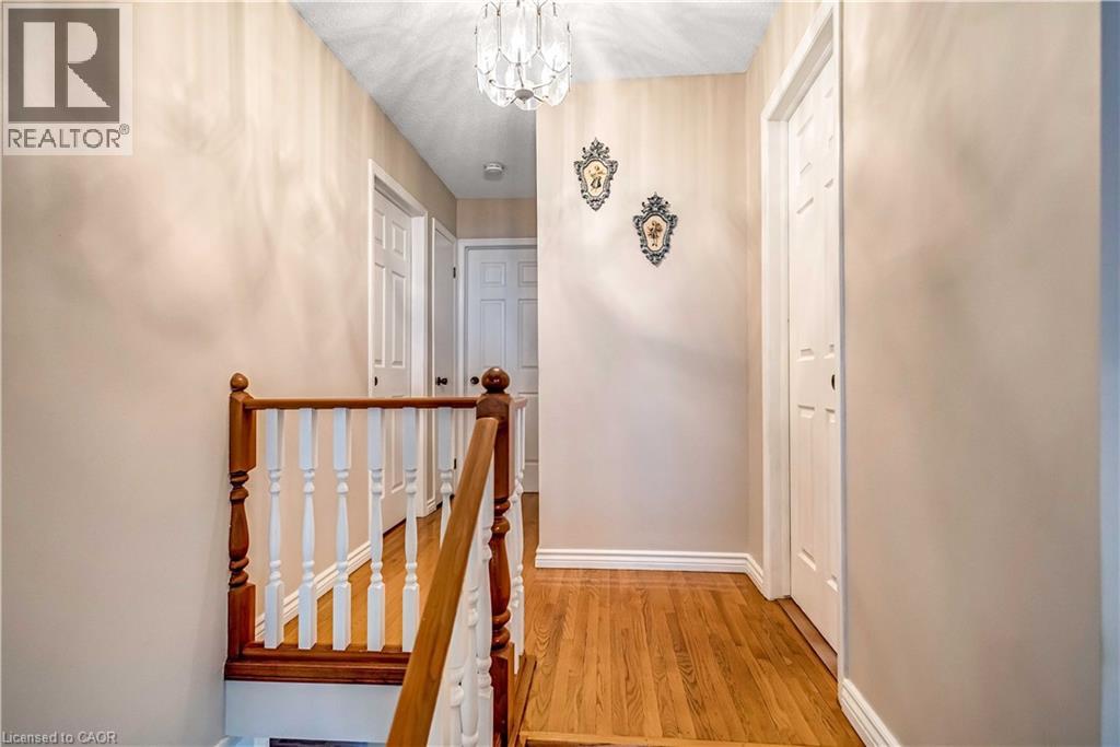 37 Greening Avenue, Stoney Creek, Ontario  L8E 3Z8 - Photo 9 - 40805364