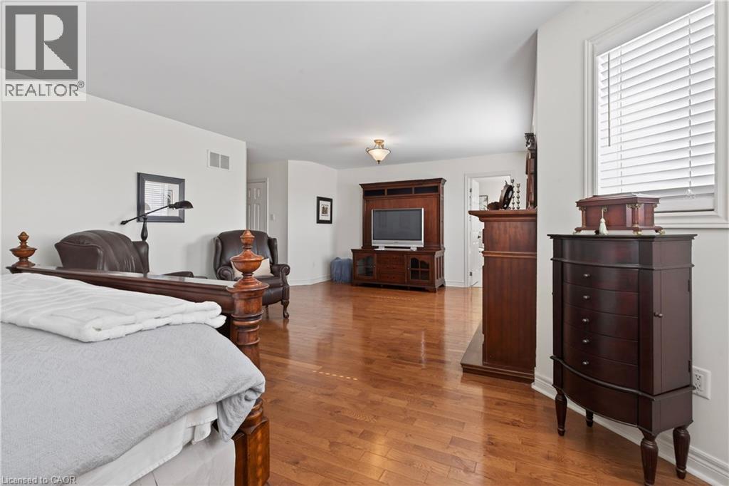 29 Gaines Avenue, Dundas, Ontario  L9H 7M4 - Photo 26 - 40809137