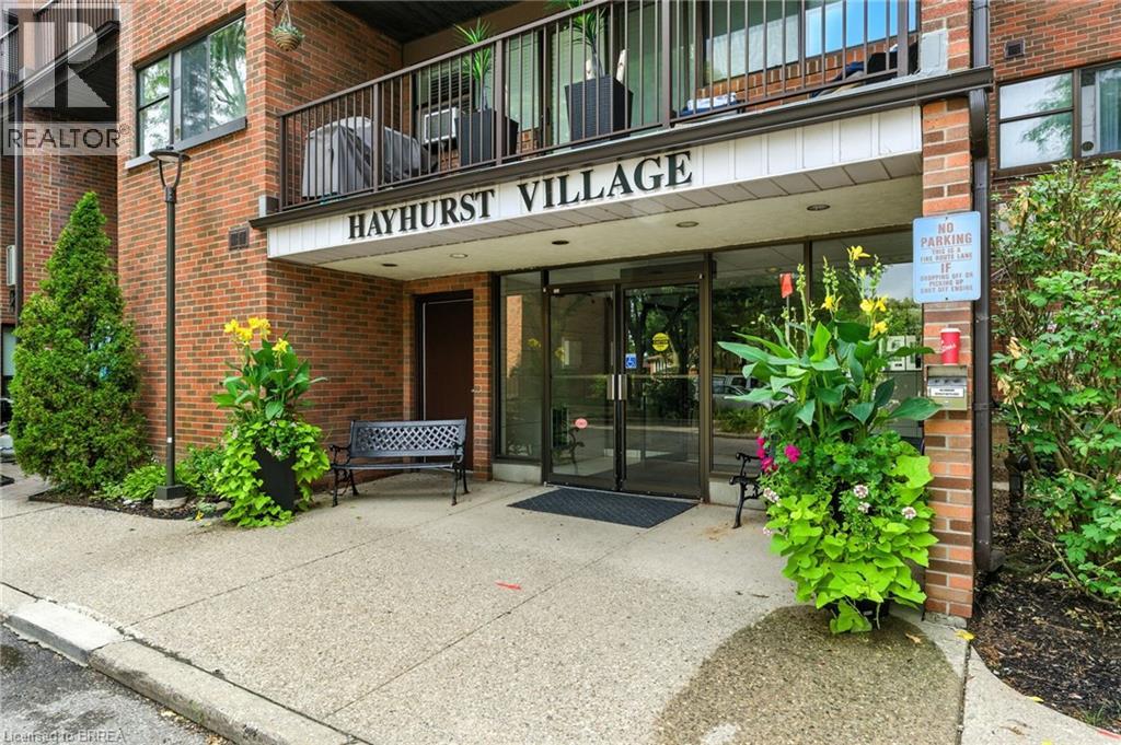 36 Hayhurst Road Unit# 126, Brantford, Ontario  N3R 6Y9 - Photo 3 - 40810558