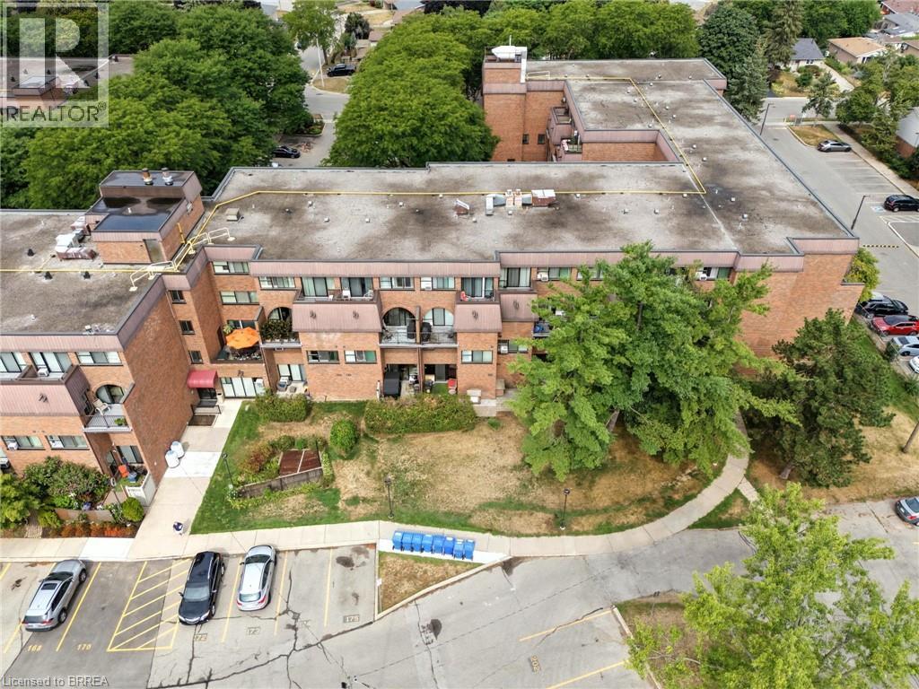 36 Hayhurst Road Unit# 126, Brantford, Ontario  N3R 6Y9 - Photo 5 - 40810558