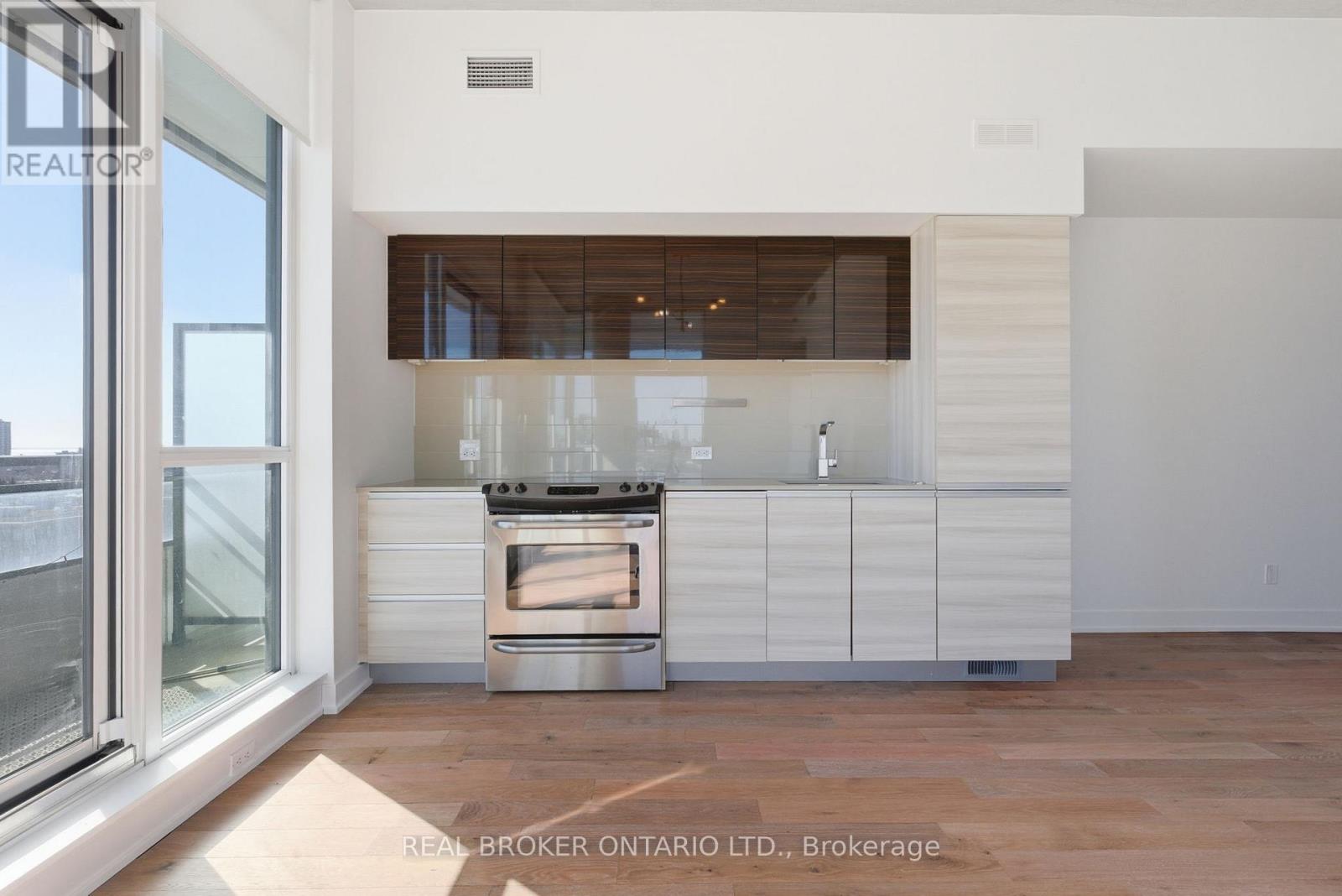 1105 - 20 Minowan Miikan Lane, Toronto, Ontario  M6J 0E5 - Photo 2 - C12860942