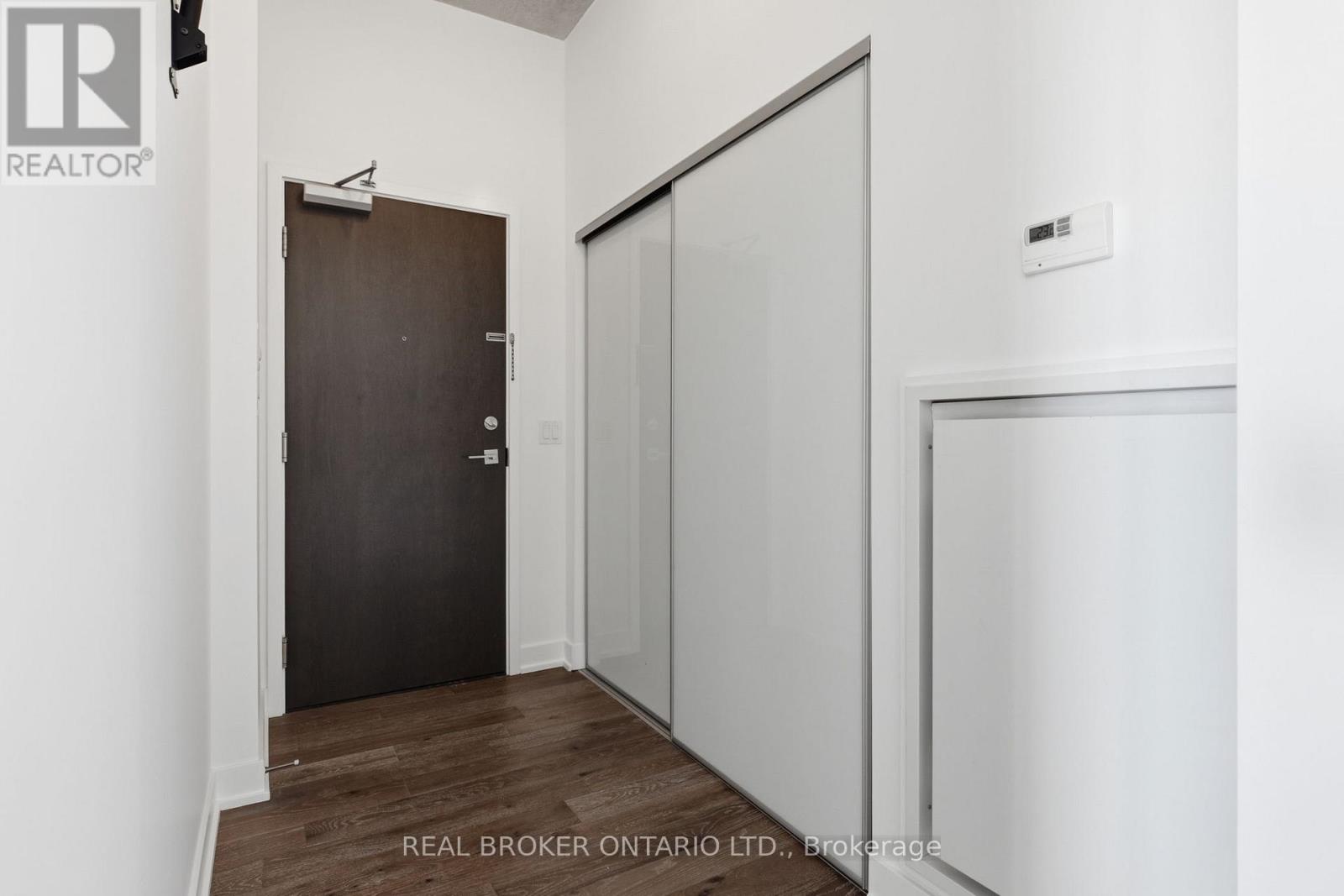 1105 - 20 Minowan Miikan Lane, Toronto, Ontario  M6J 0E5 - Photo 21 - C12860942