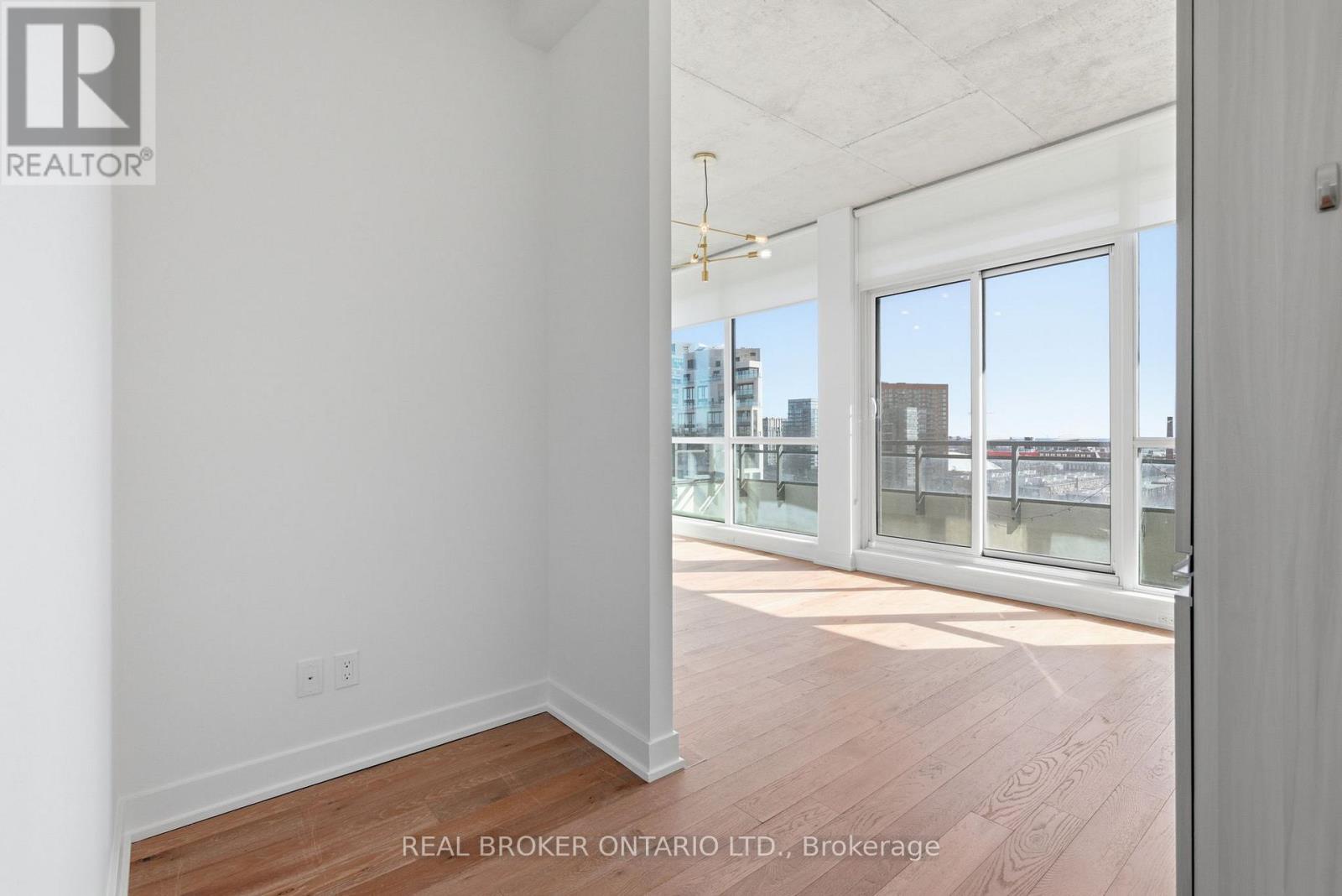 1105 - 20 Minowan Miikan Lane, Toronto, Ontario  M6J 0E5 - Photo 8 - C12860942