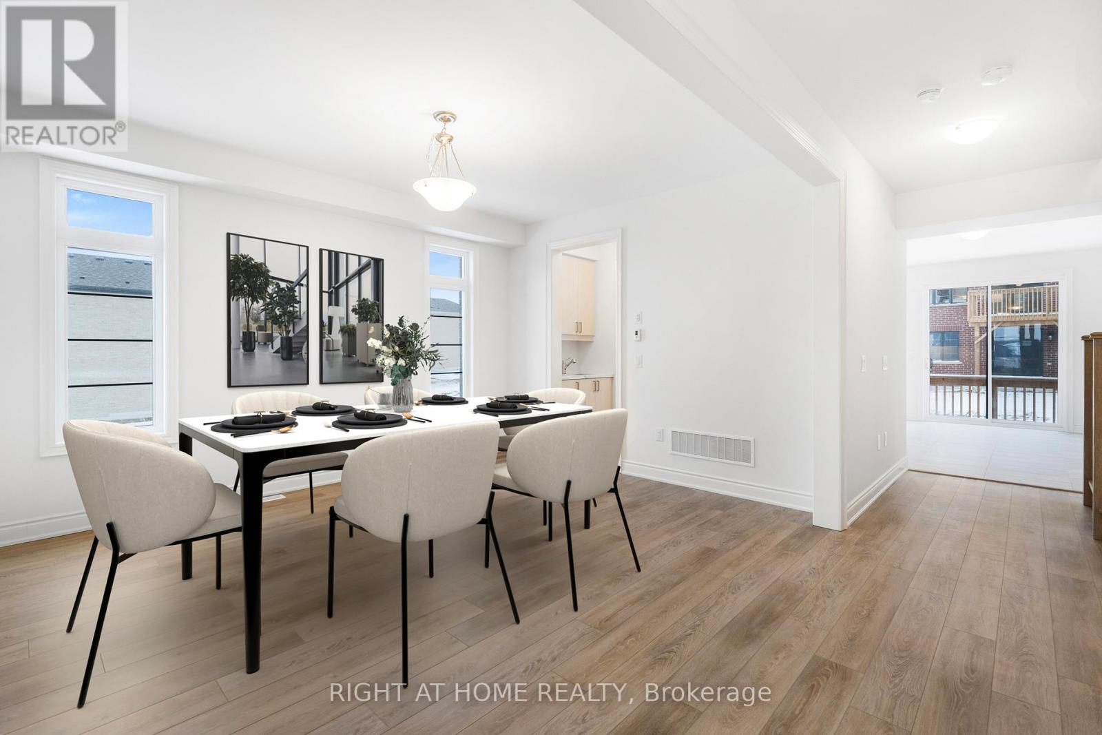 59 Cunningham Drive, Bradford West Gwillimbury, Ontario  L0G 1B0 - Photo 11 - N12807250