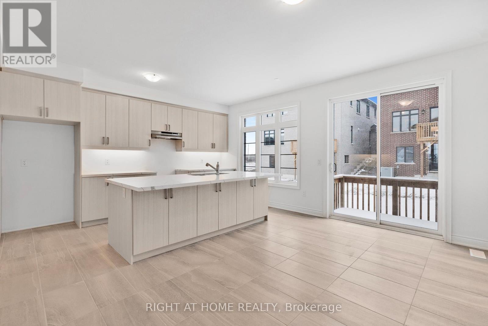 59 Cunningham Drive, Bradford West Gwillimbury, Ontario  L0G 1B0 - Photo 17 - N12807250