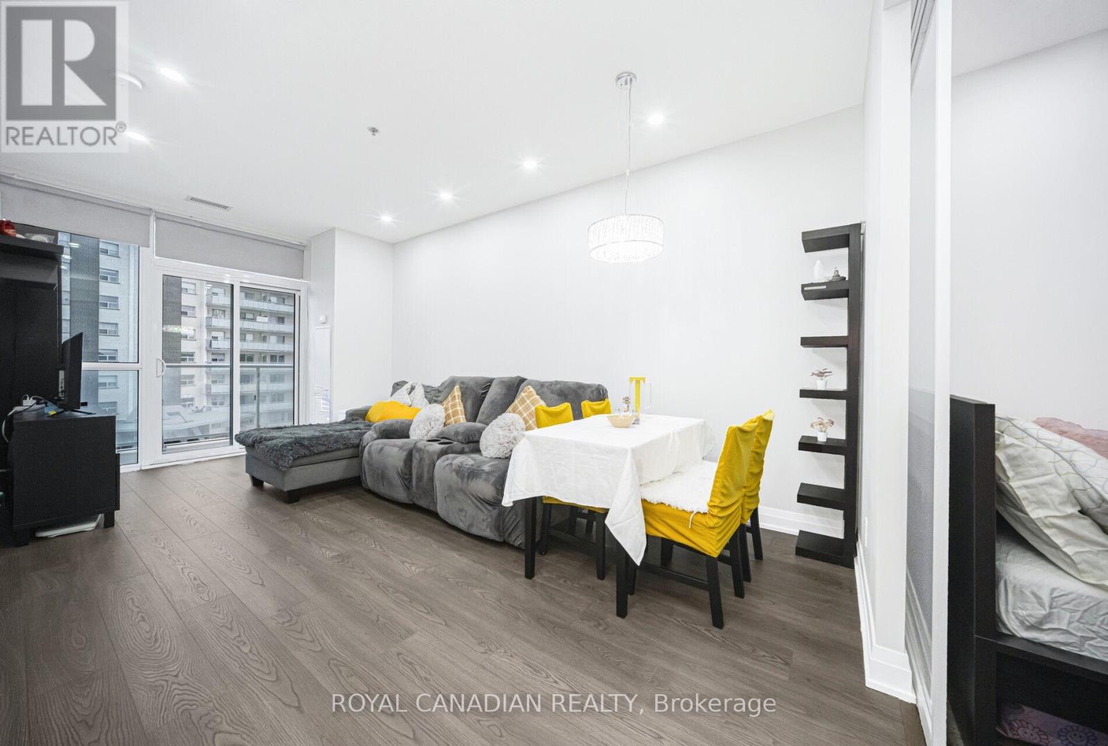 308 - 55 Speers Road, Oakville, Ontario  L6K 0H9 - Photo 22 - W12695548