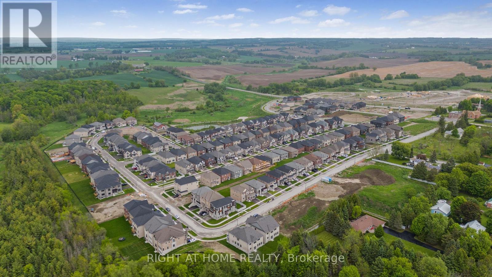 59 Cunningham Drive, Bradford West Gwillimbury, Ontario  L0G 1B0 - Photo 46 - N12807250