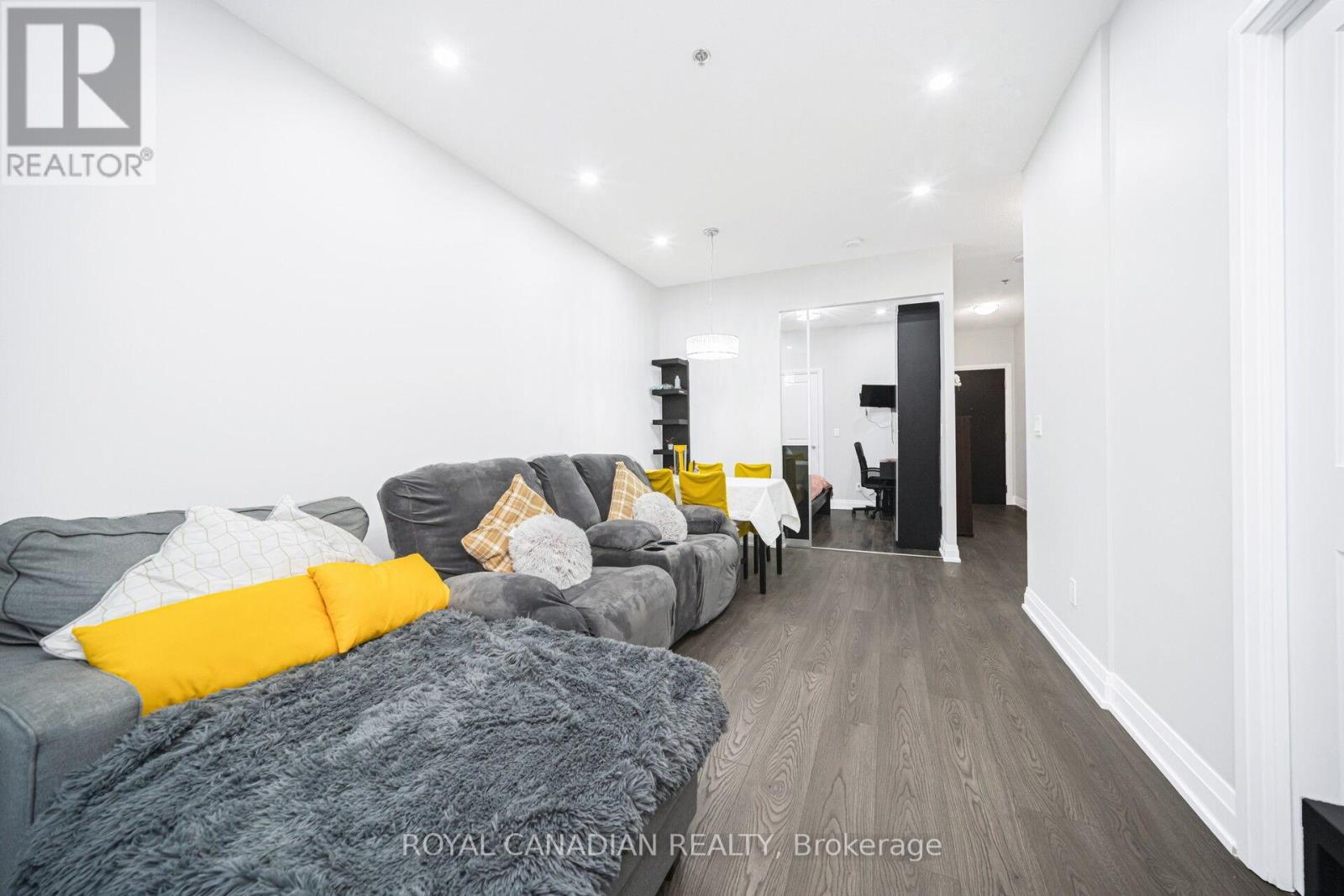 308 - 55 Speers Road, Oakville, Ontario  L6K 0H9 - Photo 25 - W12695548