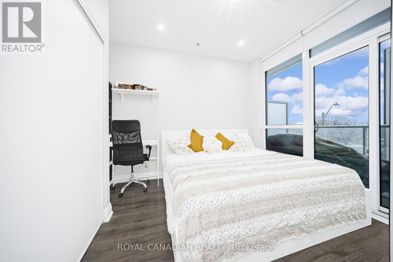 308 - 55 Speers Road, Oakville, Ontario  L6K 0H9 - Photo 32 - W12695548