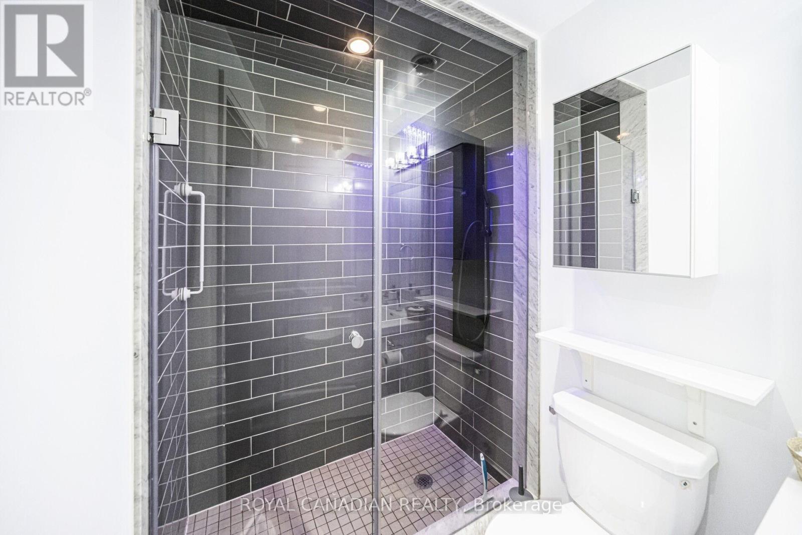 308 - 55 Speers Road, Oakville, Ontario  L6K 0H9 - Photo 37 - W12695548