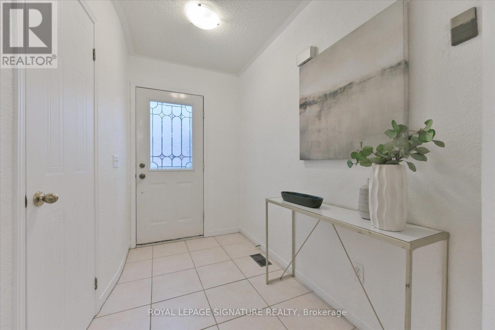 6 - 6157 Kingston Road, Toronto, Ontario  M1C 1K7 - Photo 3 - E12860834