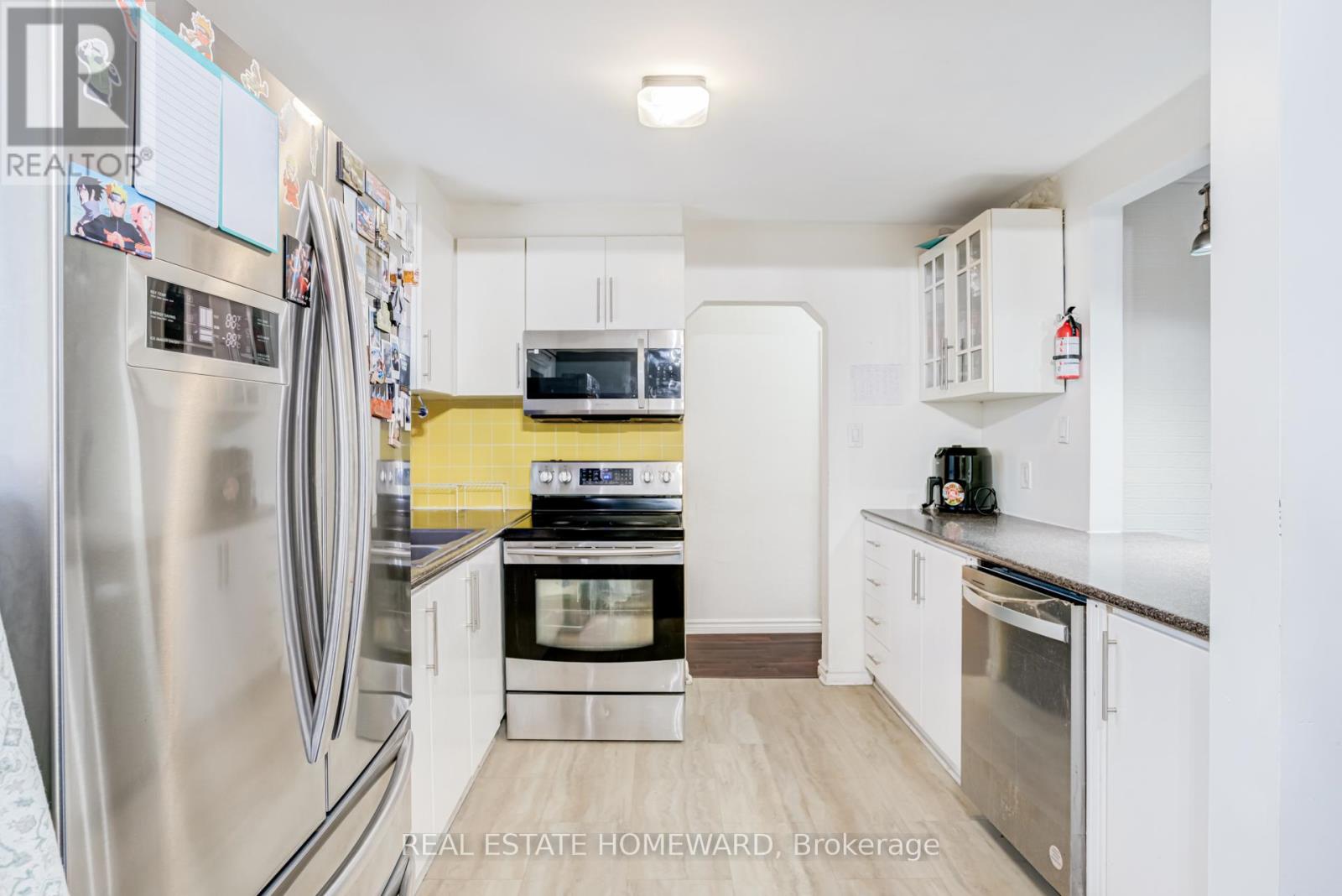 30 Marchington Circle, Toronto, Ontario  M1R 3M4 - Photo 11 - E12860882