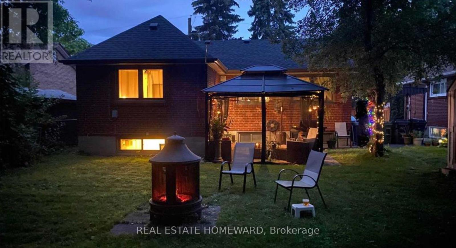 30 Marchington Circle, Toronto, Ontario  M1R 3M4 - Photo 5 - E12860882