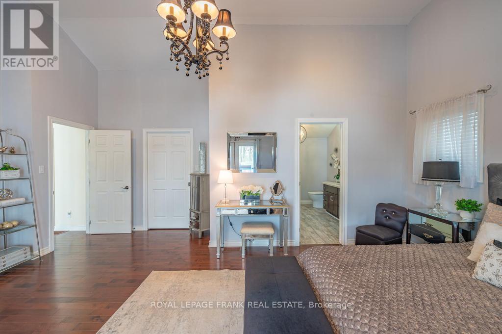 113 Fire Route 37, Trent Lakes, Ontario  K0L 1J0 - Photo 16 - X12449137