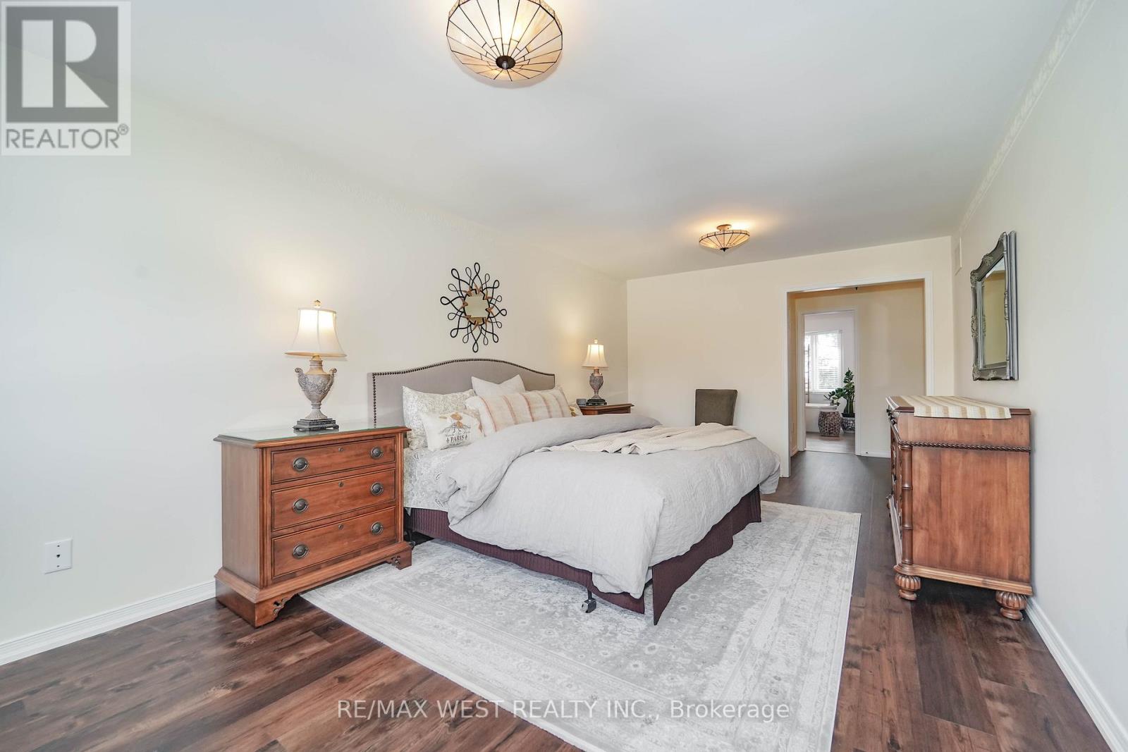 43 Summitcrest Drive, Richmond Hill, Ontario  L4S 1A7 - Photo 10 - N12860870