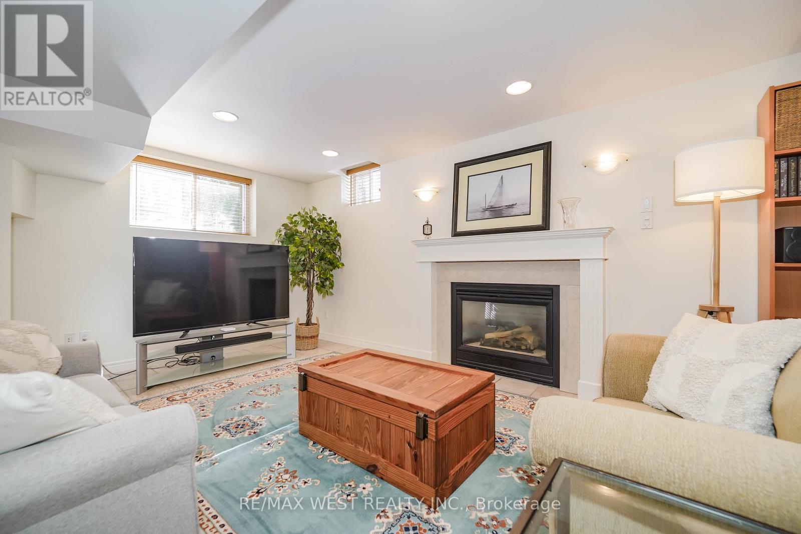 43 Summitcrest Drive, Richmond Hill, Ontario  L4S 1A7 - Photo 20 - N12860870