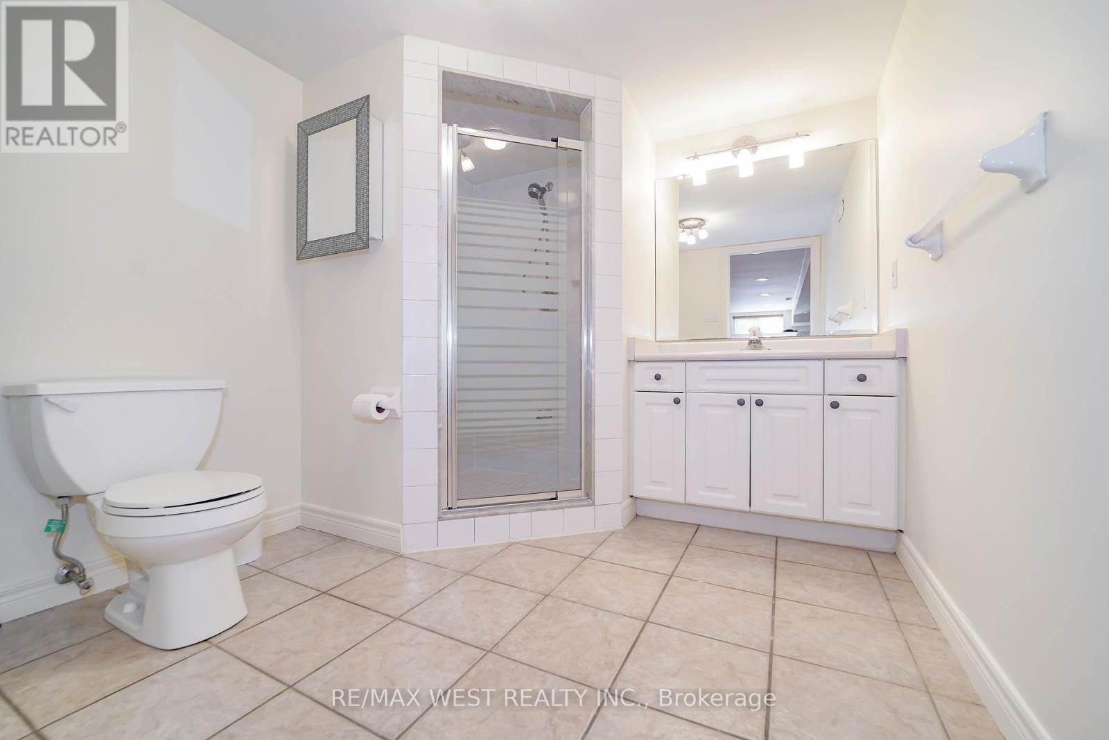 43 Summitcrest Drive, Richmond Hill, Ontario  L4S 1A7 - Photo 23 - N12860870