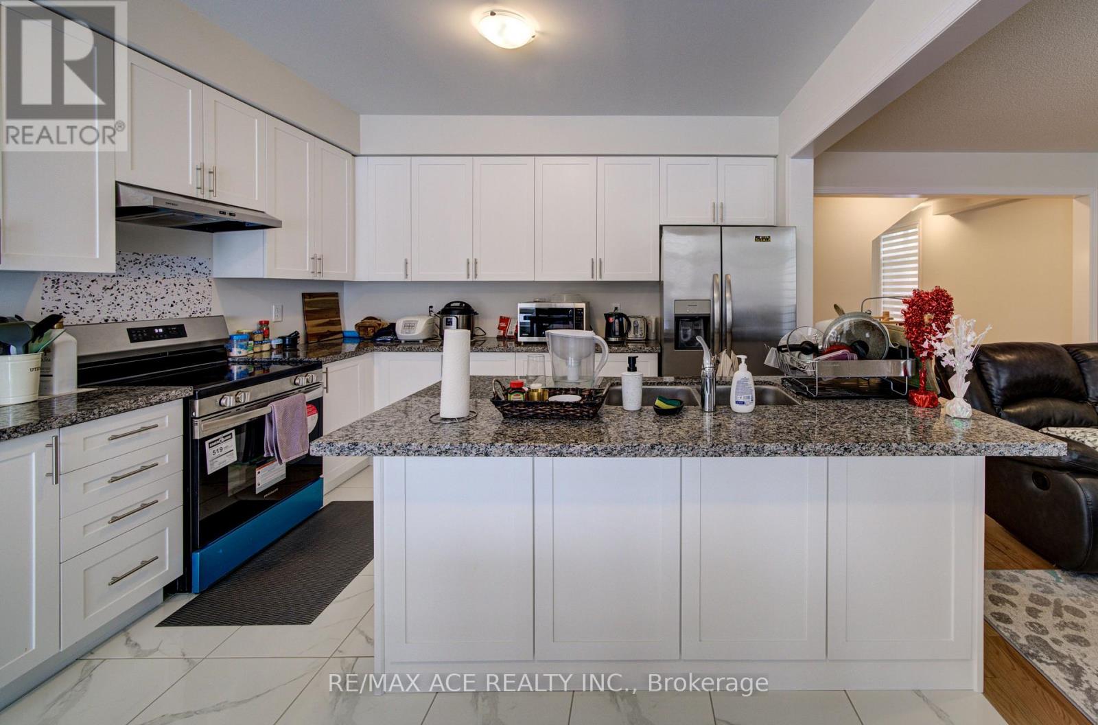 26 Federica Crescent, Wasaga Beach, Ontario  L9Z 0N6 - Photo 13 - S12860794