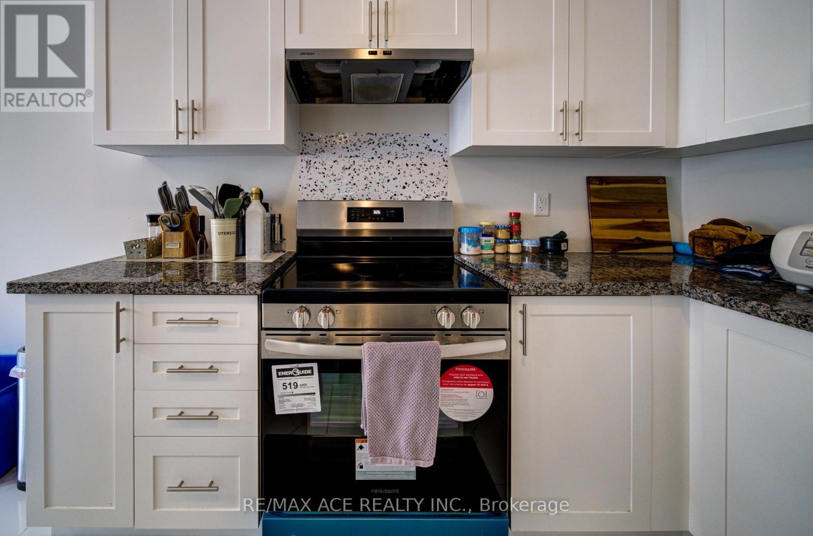 26 Federica Crescent, Wasaga Beach, Ontario  L9Z 0N6 - Photo 16 - S12860794