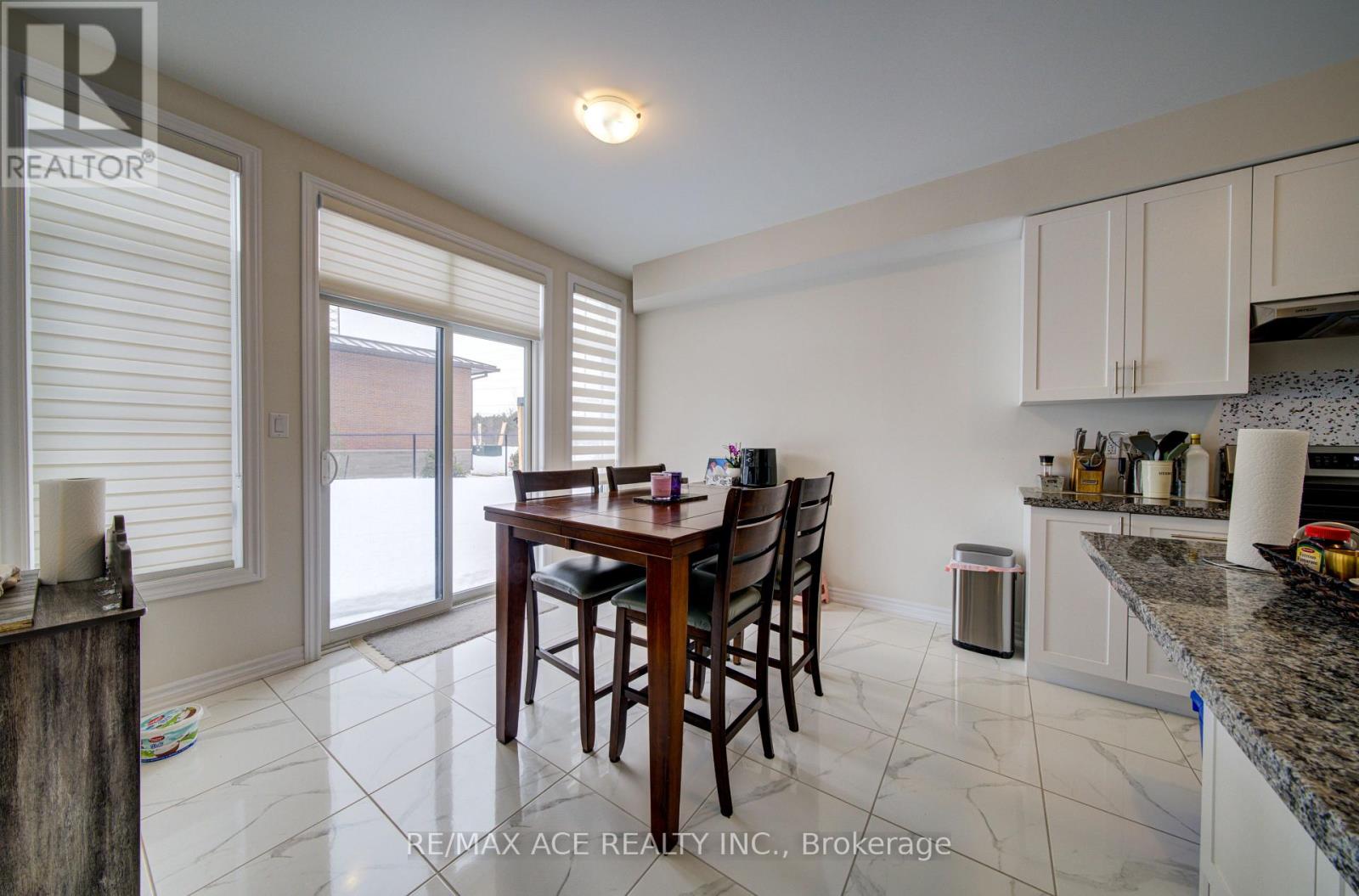 26 Federica Crescent, Wasaga Beach, Ontario  L9Z 0N6 - Photo 18 - S12860794