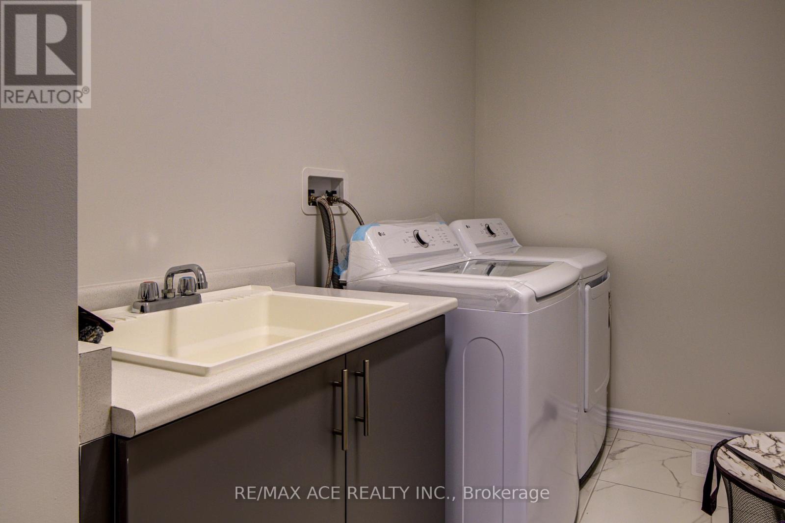 26 Federica Crescent, Wasaga Beach, Ontario  L9Z 0N6 - Photo 22 - S12860794