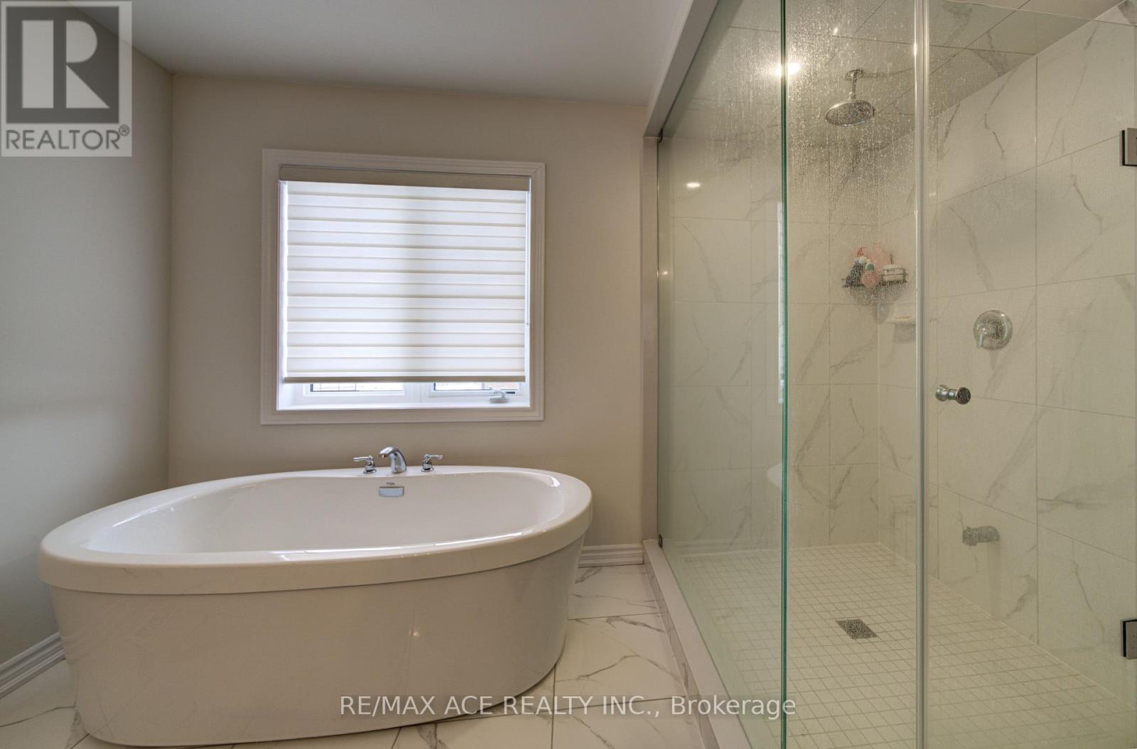 26 Federica Crescent, Wasaga Beach, Ontario  L9Z 0N6 - Photo 34 - S12860794