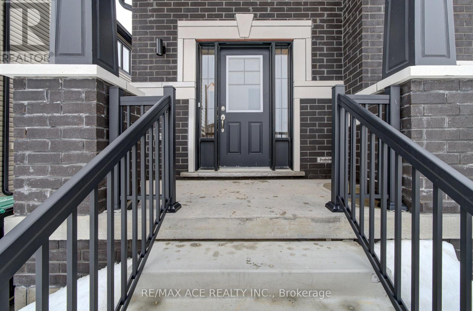 26 Federica Crescent, Wasaga Beach, Ontario  L9Z 0N6 - Photo 4 - S12860794