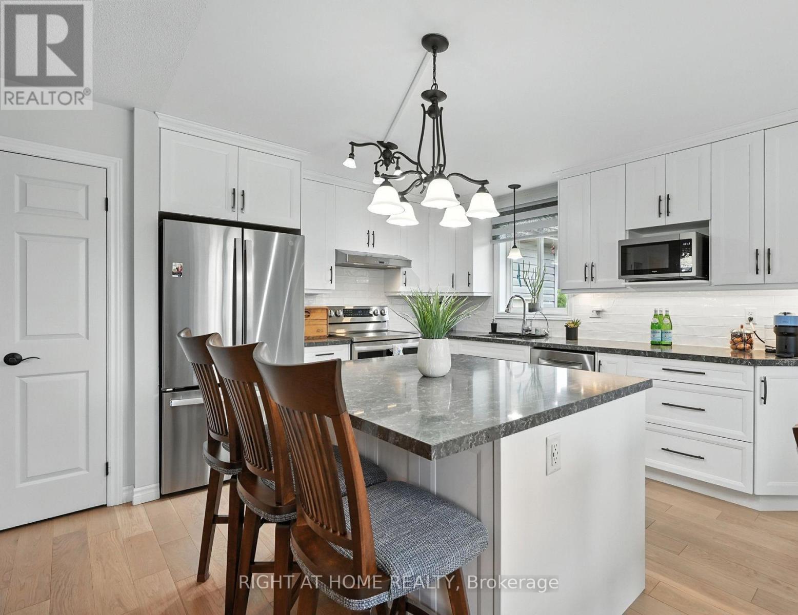 16 O'neill Circle, Springwater (Phelpston), Ontario  L0L 2K0 - Photo 22 - S12860944