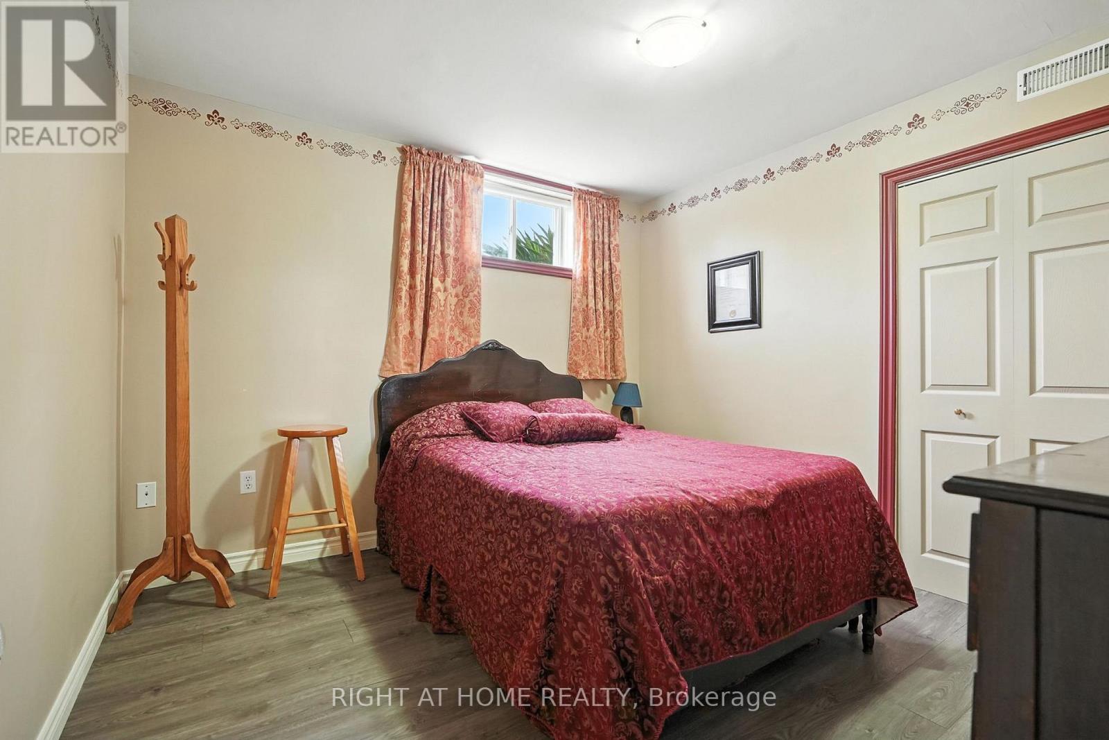 16 O'neill Circle, Springwater (Phelpston), Ontario  L0L 2K0 - Photo 44 - S12860944