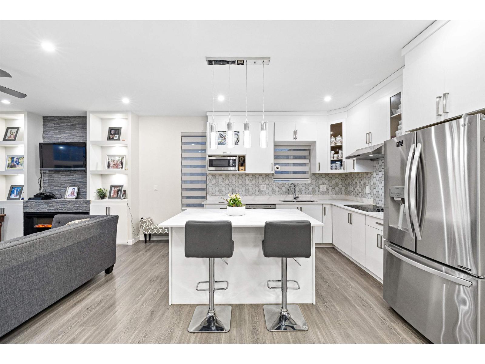 8069 124 Avenue, Surrey, British Columbia  V3W 0X7 - Photo 6 - R3096762