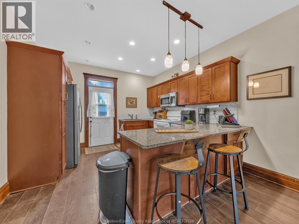 982 Dougall Avenue, Windsor, Ontario  N9A 4R1 - Photo 5 - 26004837