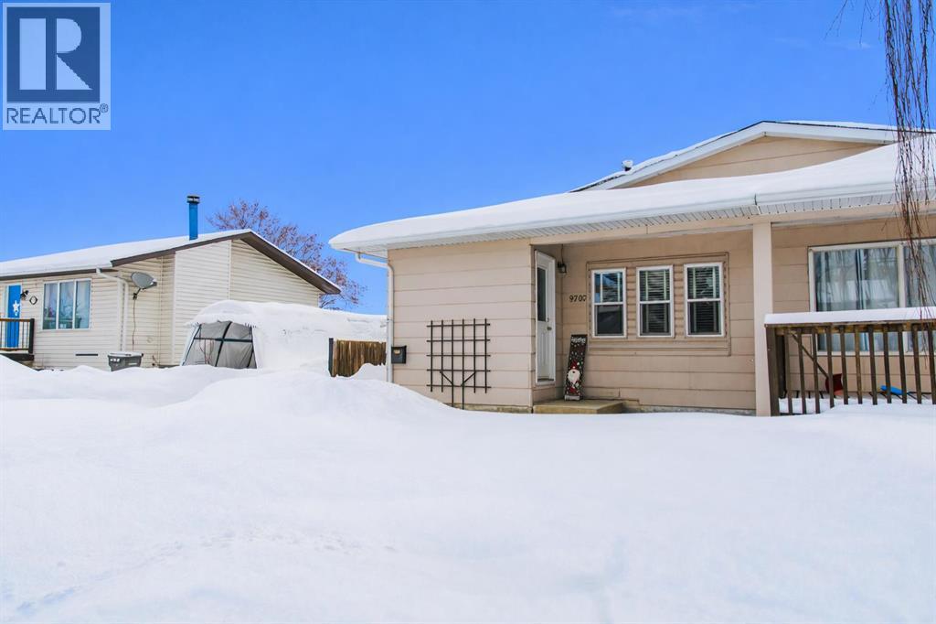 9707 92a Street, Grande Prairie, Alberta  T8V 4N3 - Photo 3 - A2282125