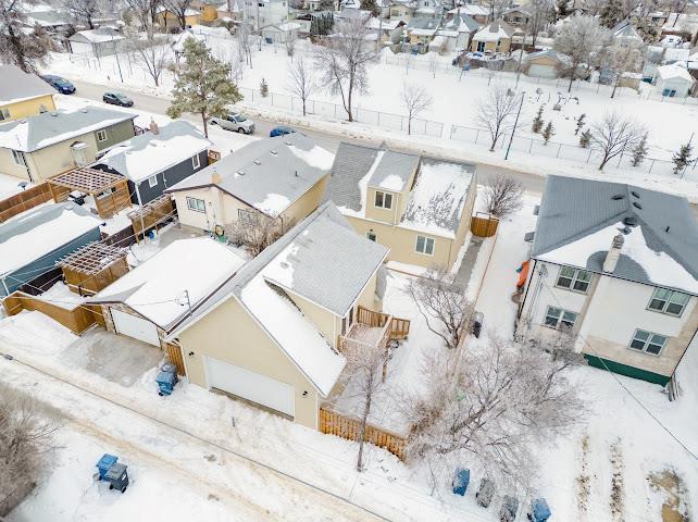 135 Hartford Avenue, Winnipeg, Manitoba  R2V 0V6 - Photo 5 - 202603875