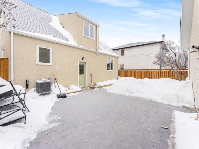 135 Hartford Avenue, Winnipeg, Manitoba  R2V 0V6 - Photo 6 - 202603875