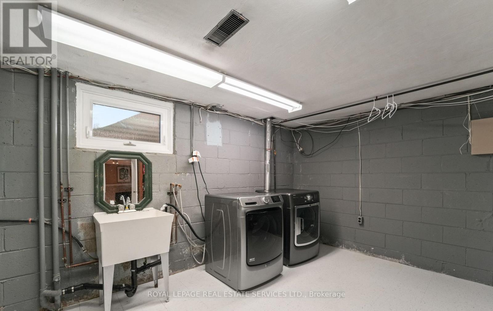 185 Rathburn Road, Toronto, Ontario  M9B 2L5 - Photo 17 - W12860814