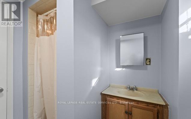 185 Rathburn Road, Toronto, Ontario  M9B 2L5 - Photo 18 - W12860814