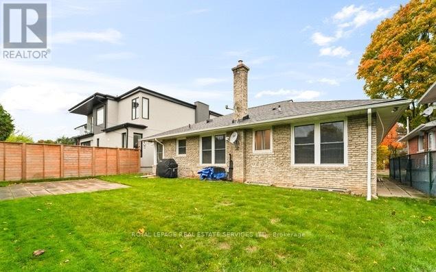 185 Rathburn Road, Toronto, Ontario  M9B 2L5 - Photo 20 - W12860814