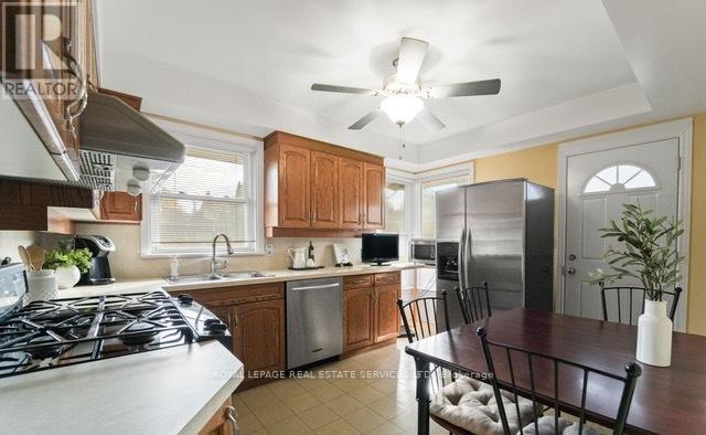 185 Rathburn Road, Toronto, Ontario  M9B 2L5 - Photo 7 - W12860814