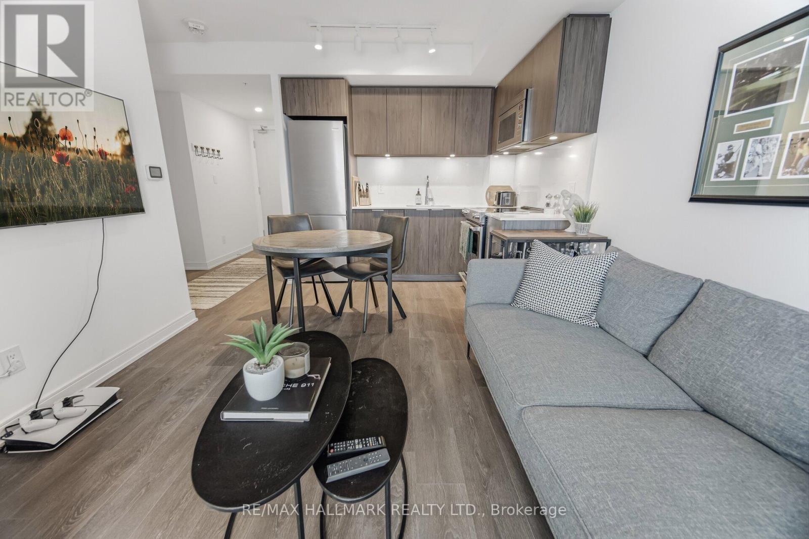 2003 - 30 Samuel Wood Way, Toronto, Ontario  M9B 0C9 - Photo 12 - W12860898