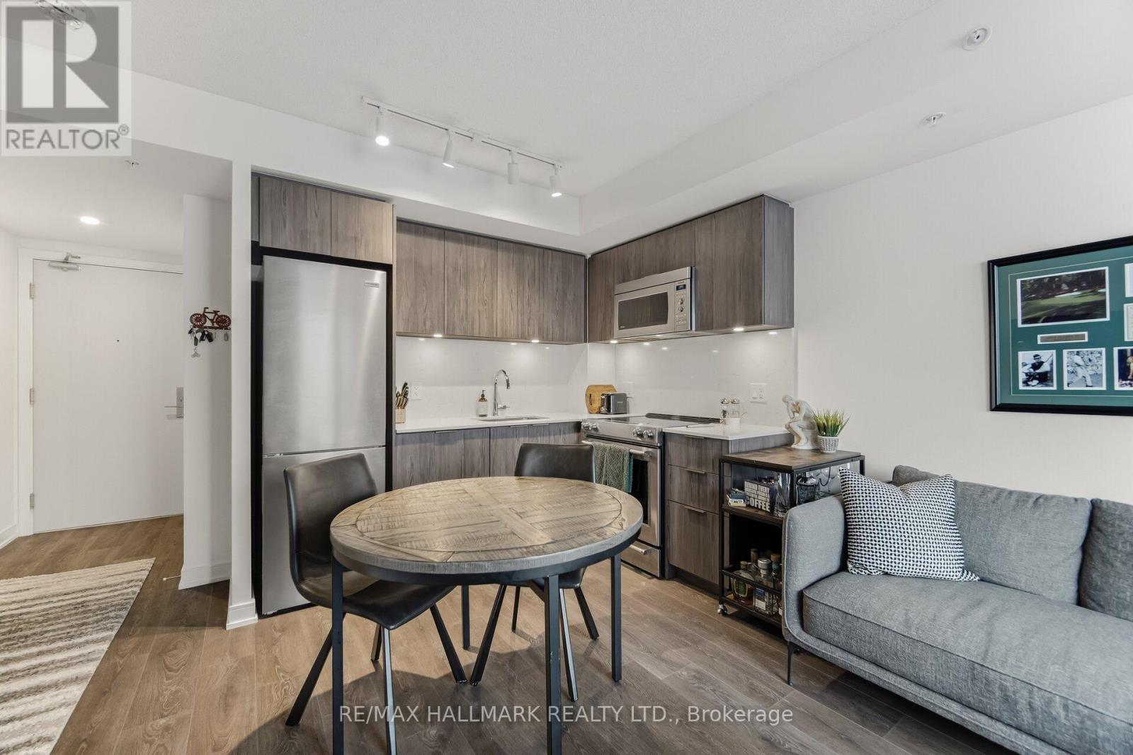 2003 - 30 Samuel Wood Way, Toronto, Ontario  M9B 0C9 - Photo 15 - W12860898