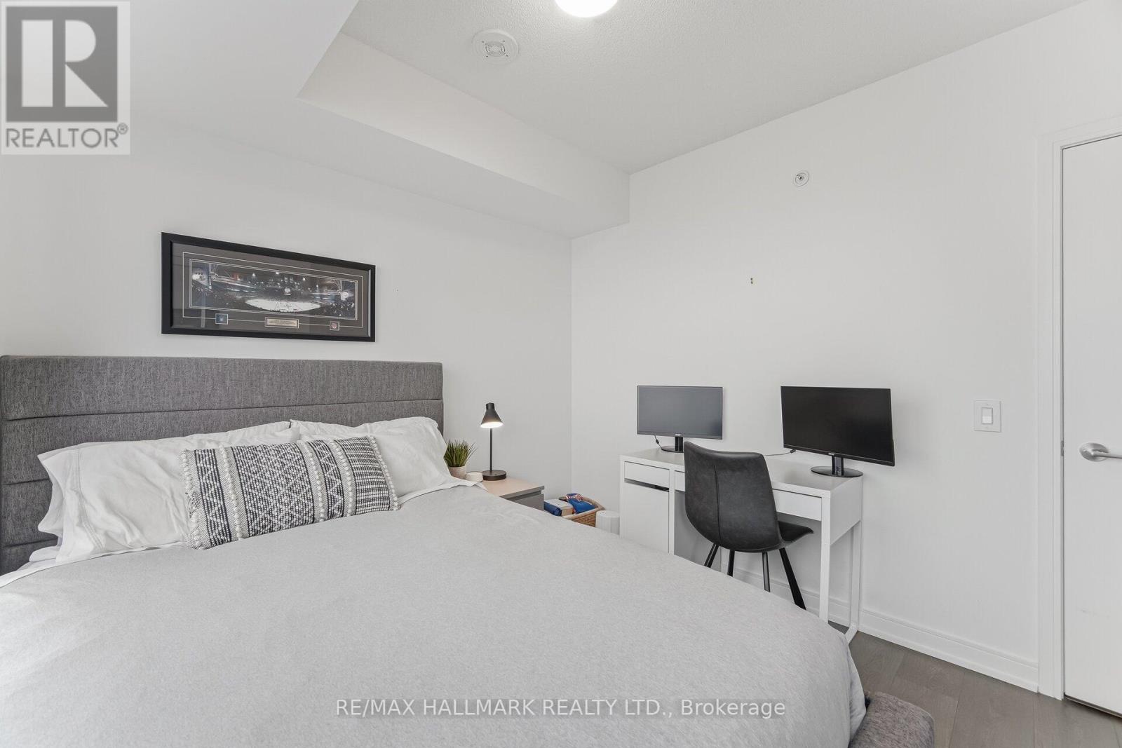 2003 - 30 Samuel Wood Way, Toronto, Ontario  M9B 0C9 - Photo 18 - W12860898