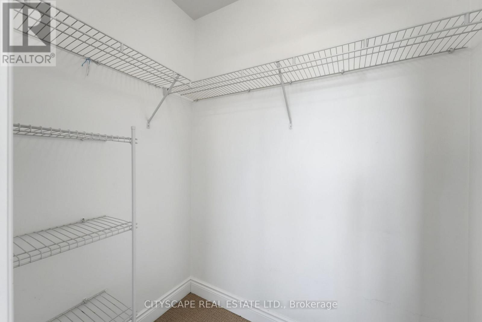 429 - 3170 Erin Mills Parkway, Mississauga (Erin Mills), Ontario  L5L 0B6 - Photo 17 - W12860912