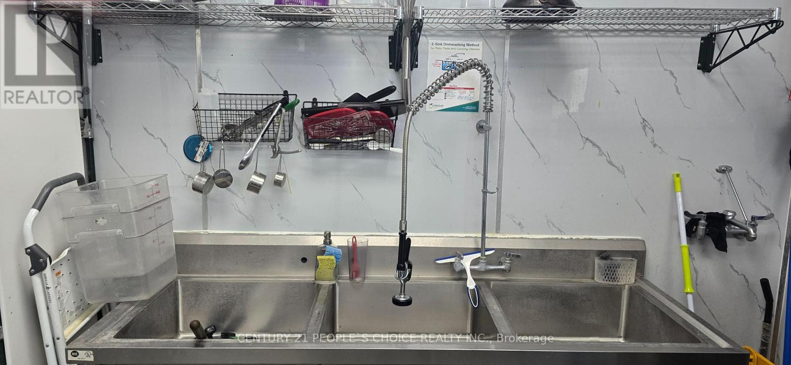 C4 - 702 Woolwich Street, Guelph, Ontario  N1H 3Z1 - Photo 11 - X12860776