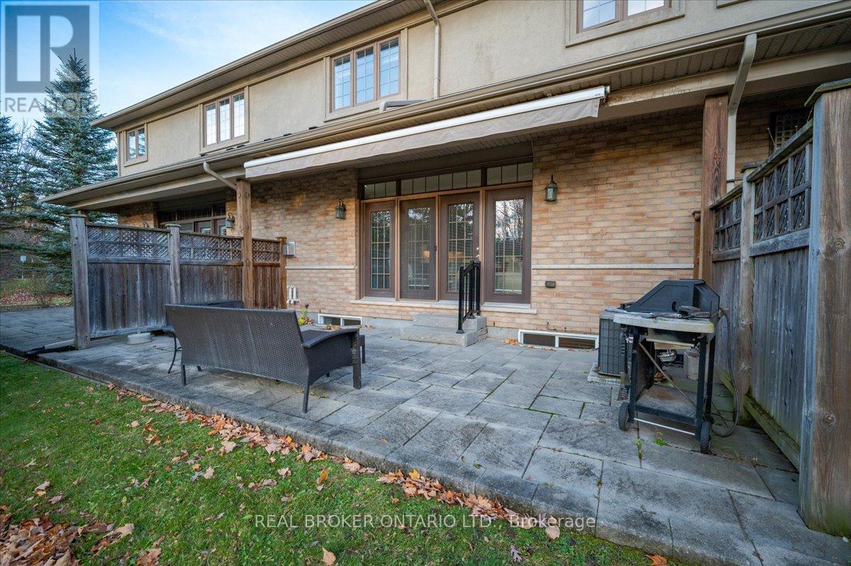 22 - 435 Winchester Drive, Waterloo, Ontario  N2T 0B7 - Photo 36 - X12860868